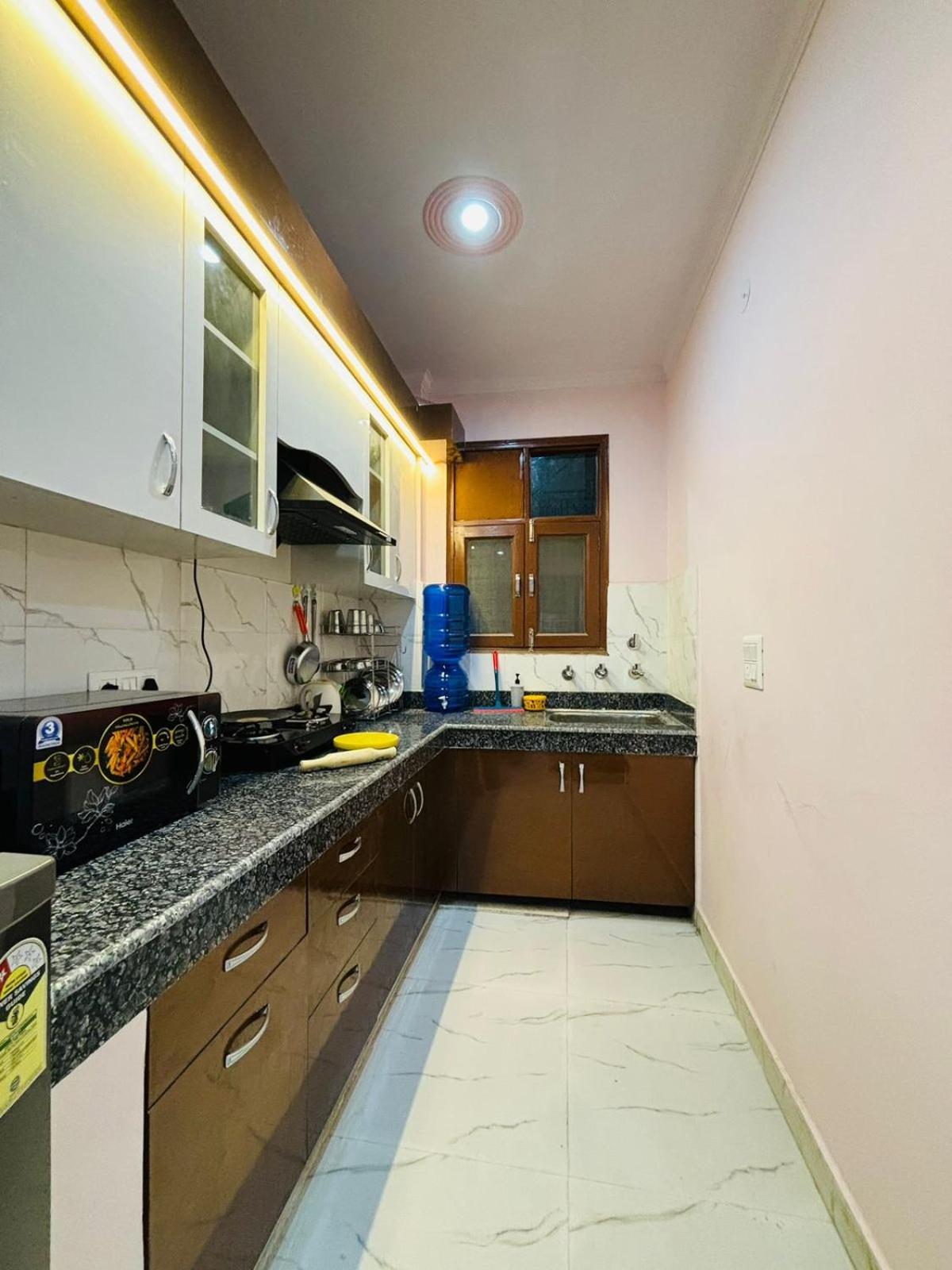 Apartment Thehrav
