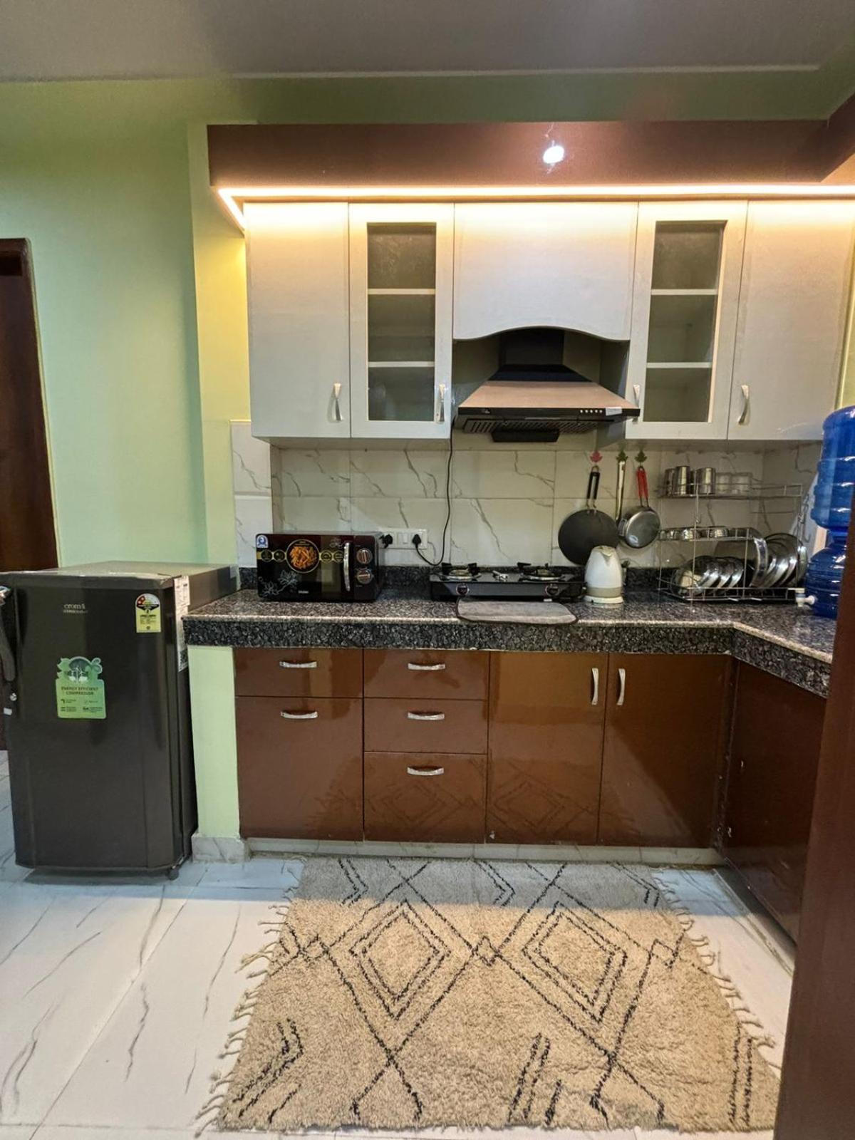 Thehrav Apartment *